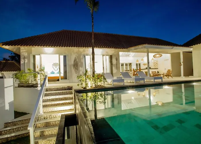 Beautifull 3 Bedroom Shanti Sea View Villa Nusa Lembongan (Bali)