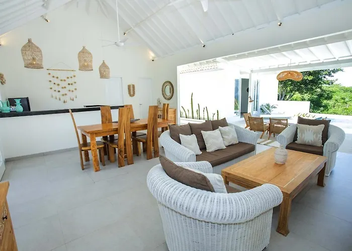 Beautifull 3 Bedroom Shanti Sea View Villa Nusa Lembongan (Bali)