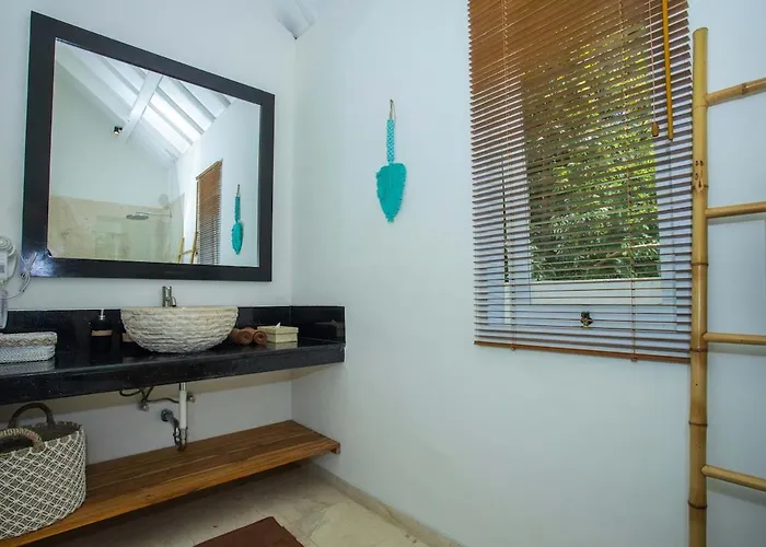 Beautifull 3 Bedroom Shanti Sea View *