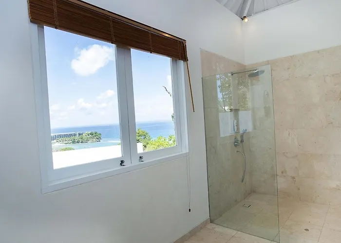 Villa Beautifull 3 Bedroom Shanti Sea View Nusa Lembongan (Bali)