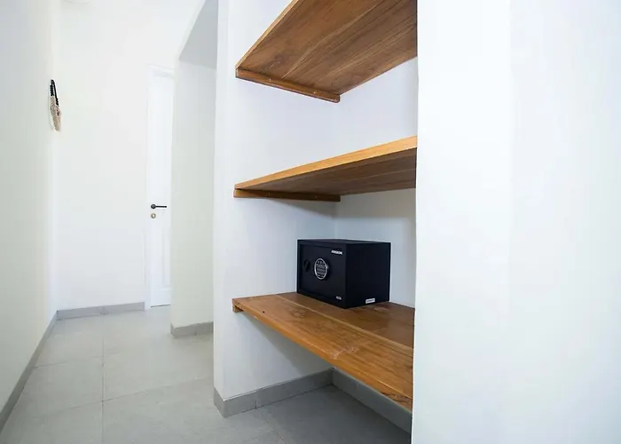Beautifull 3 Bedroom Shanti Sea View Villa *