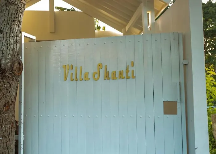 Beautifull 3 Bedroom Shanti Sea View Nusa Lembongan (Bali)
